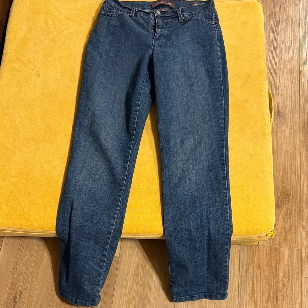 Gloria Vanderbilt Women's Dark Blue Straight Leg Jeans